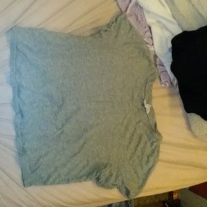 Grey cropped t-shirt